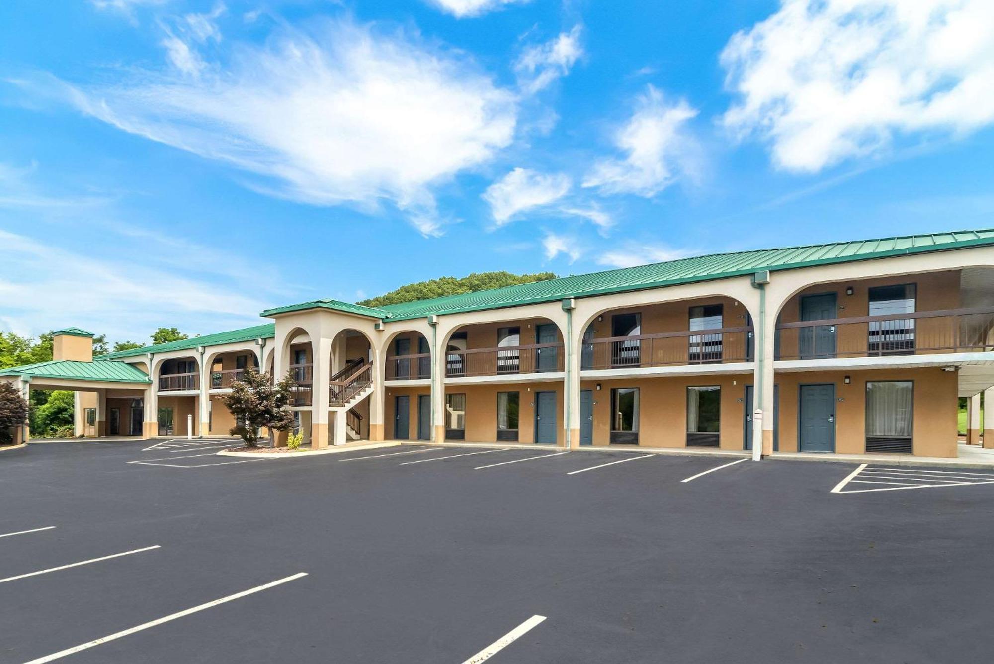 Quality Inn Russellville מראה חיצוני תמונה